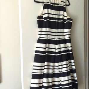 Striped A-line dress w pockets